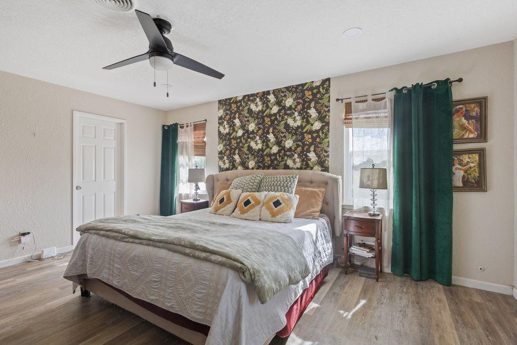 13513 Vineyard Rd, Waterford, CA 95386