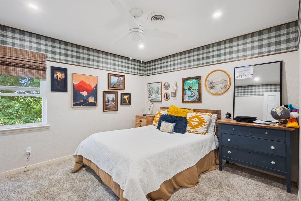 13513 Vineyard Rd, Waterford, CA 95386