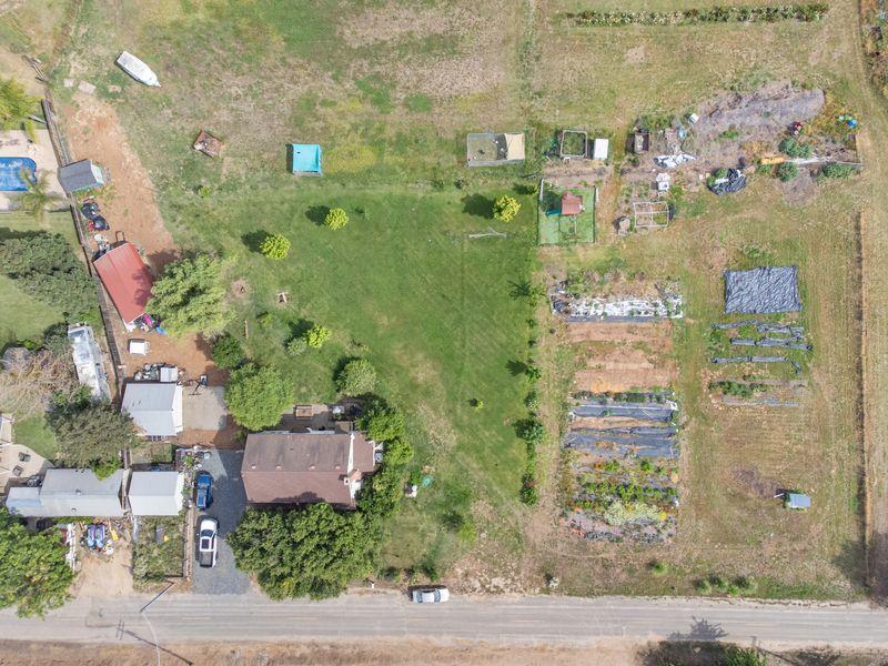 13513 Vineyard Rd, Waterford, CA 95386