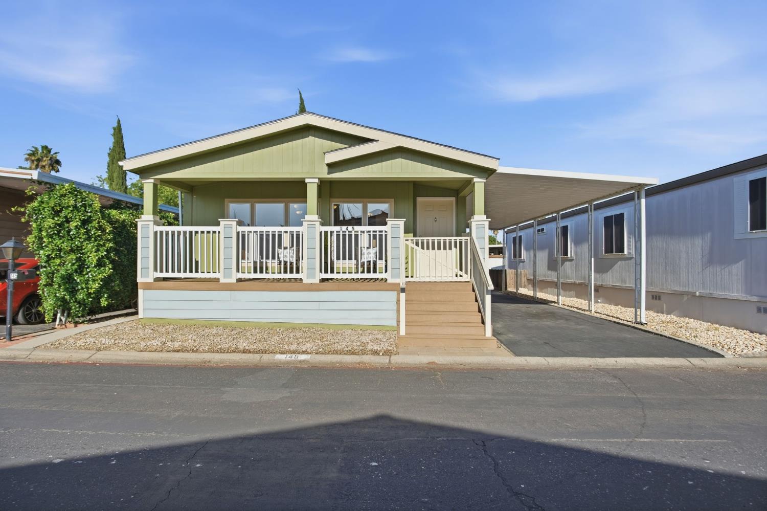 145 Dory Ln, Modesto, CA 95356