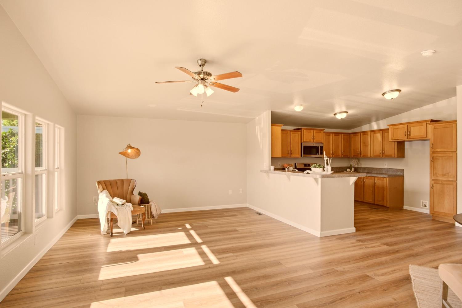145 Dory Ln, Modesto, CA 95356