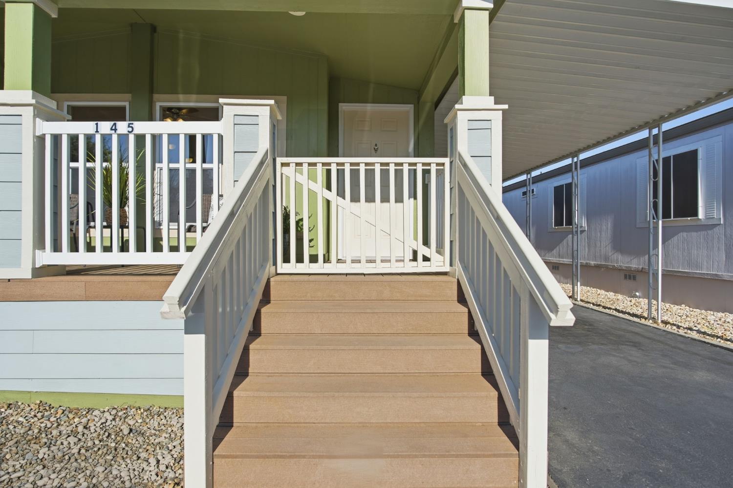 145 Dory Ln, Modesto, CA 95356
