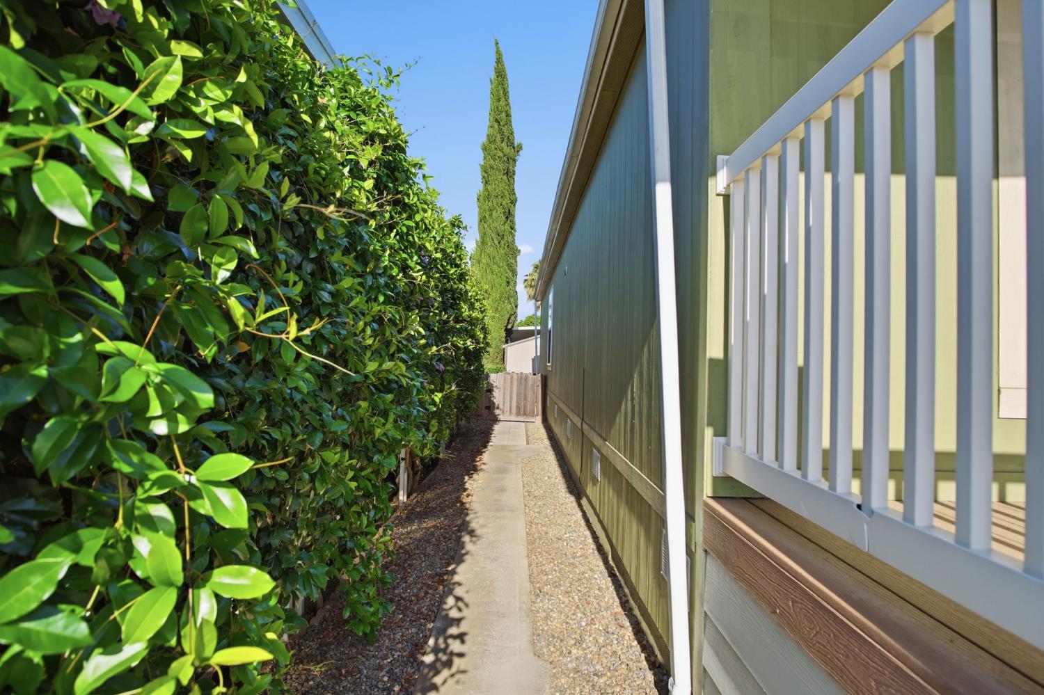 145 Dory Ln, Modesto, CA 95356