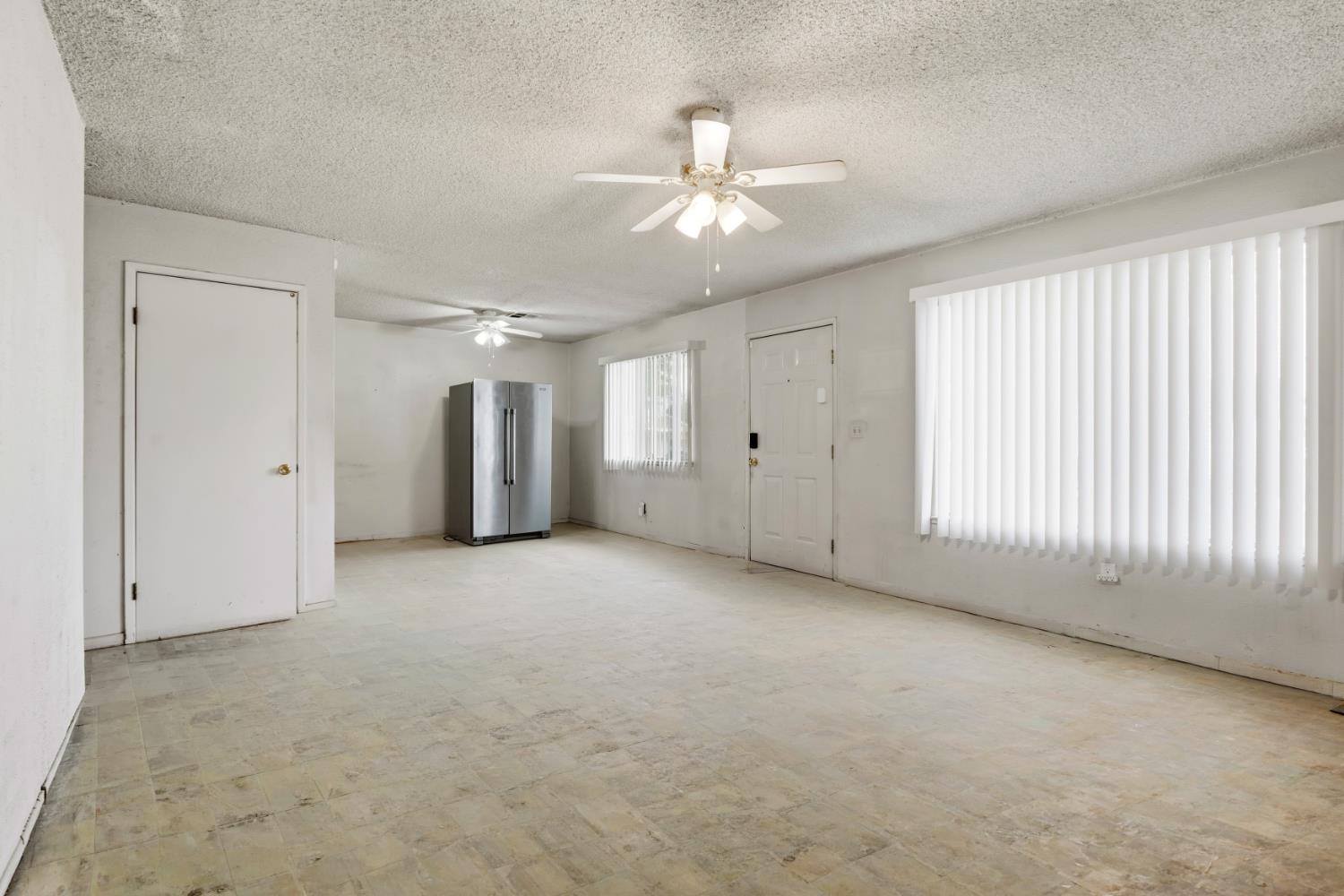 2817 5th St, Hughson, CA 95326