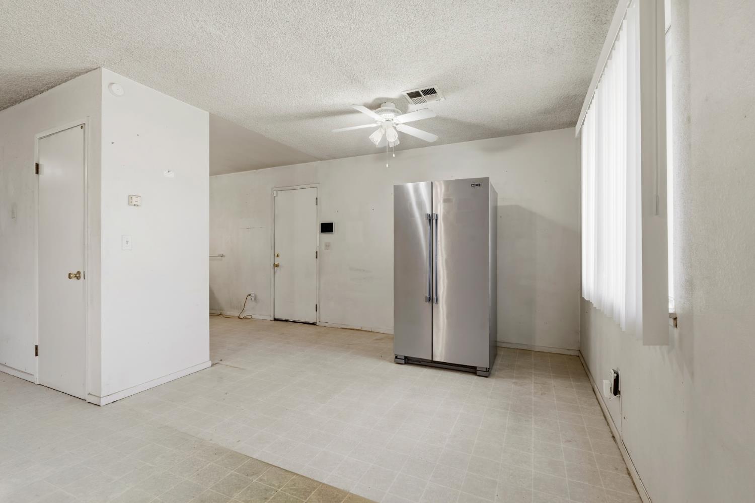 2817 5th St, Hughson, CA 95326