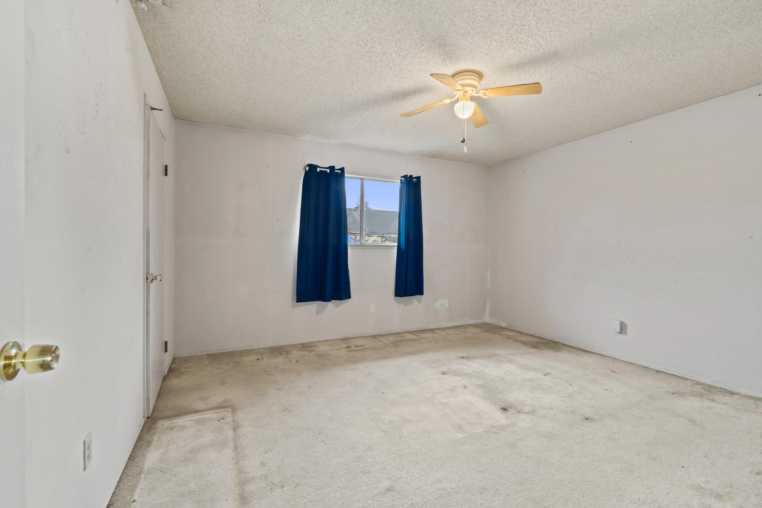 2817 5th St, Hughson, CA 95326