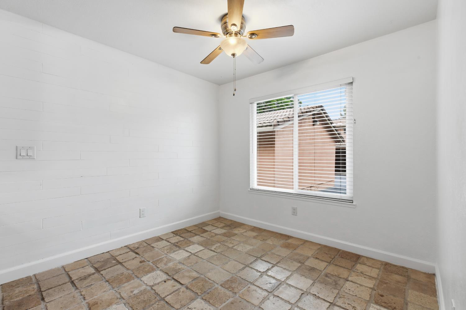 4009 Elmo Loop #A, Modesto, CA 95356