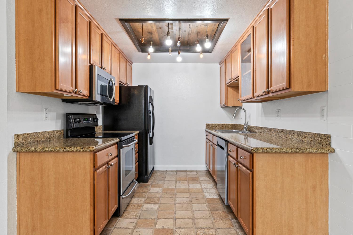 4009 Elmo Loop #A, Modesto, CA 95356