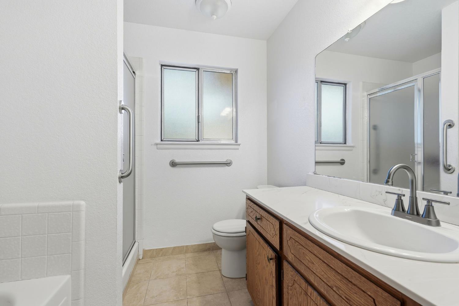 625 Bounty Pl, Manteca, CA 95337