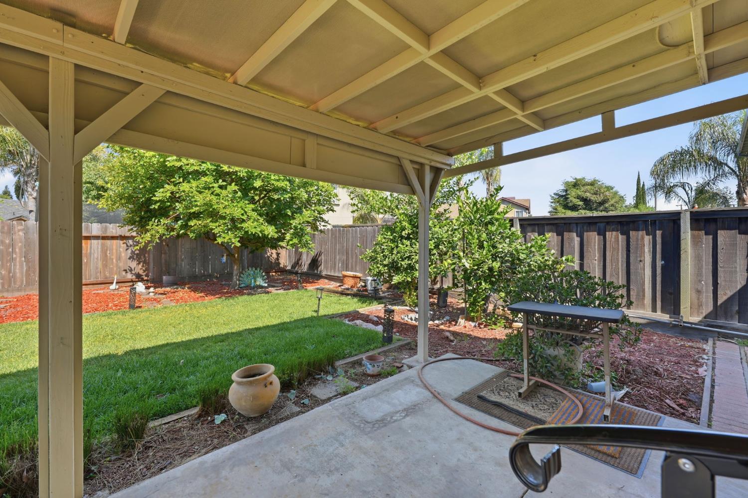 625 Bounty Pl, Manteca, CA 95337