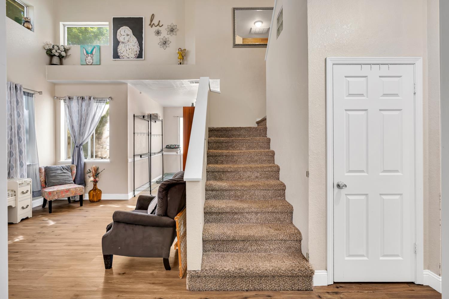 725 Mckinley St, Los Banos, CA 93635