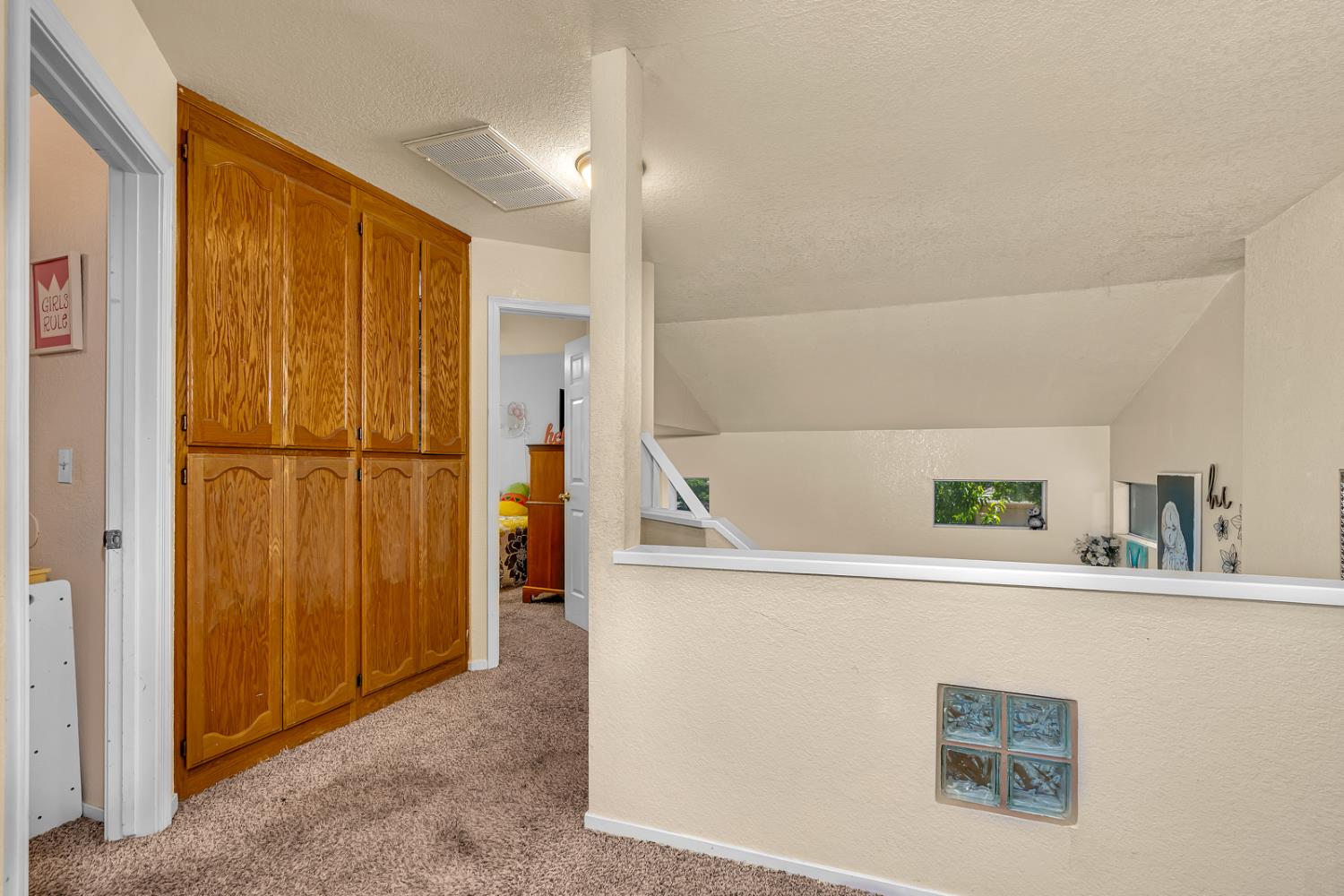 725 Mckinley St, Los Banos, CA 93635