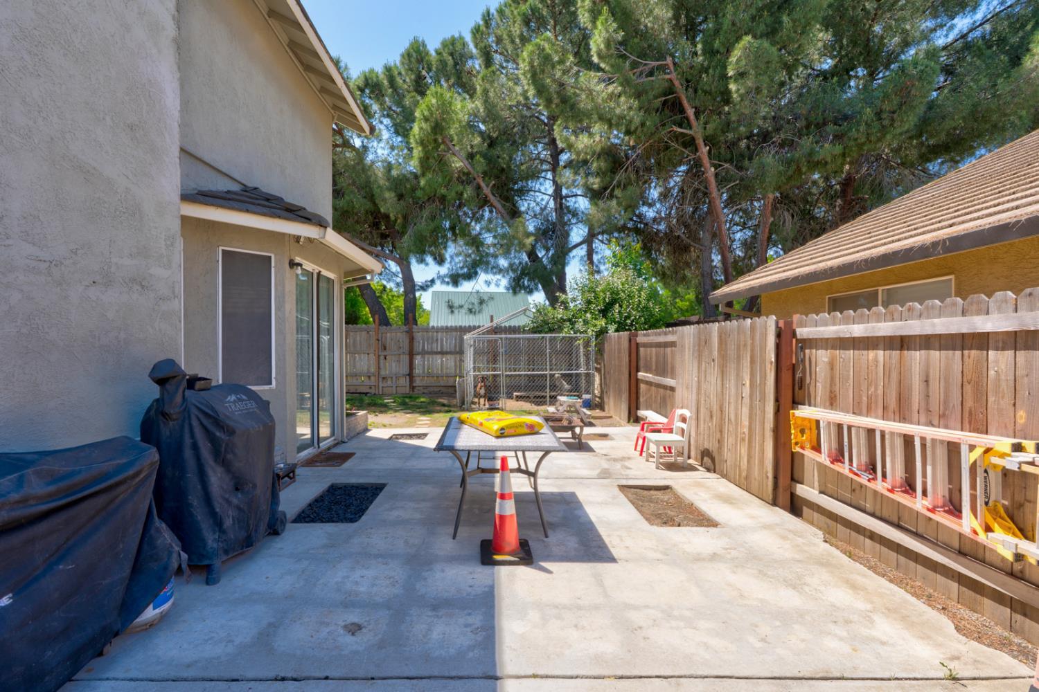 725 Mckinley St, Los Banos, CA 93635