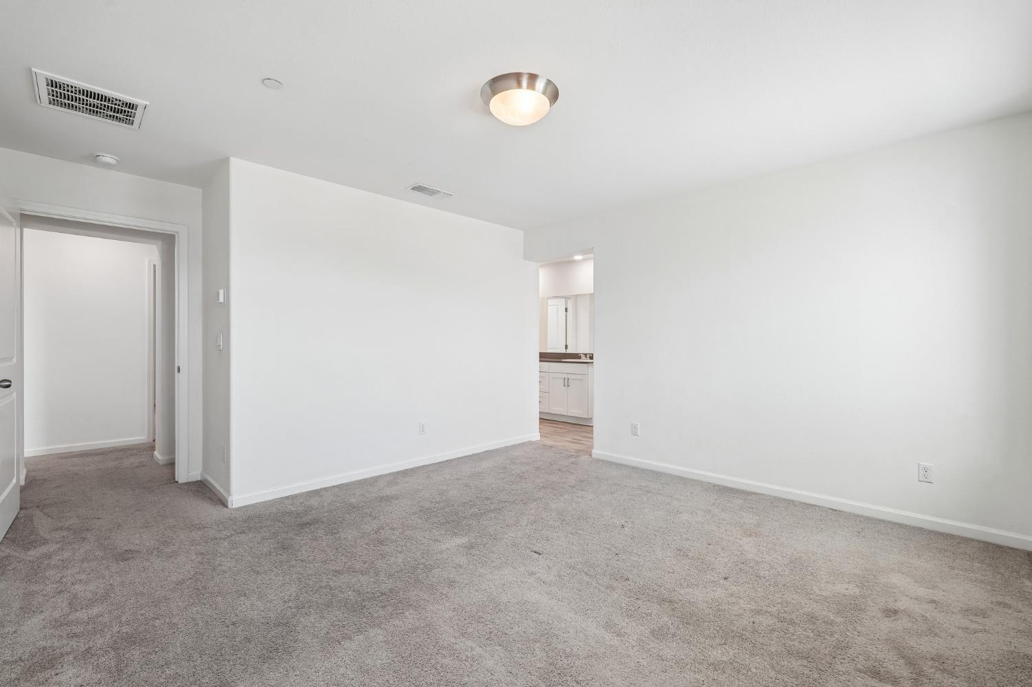 123 Traverso St, Manteca, CA 95336
