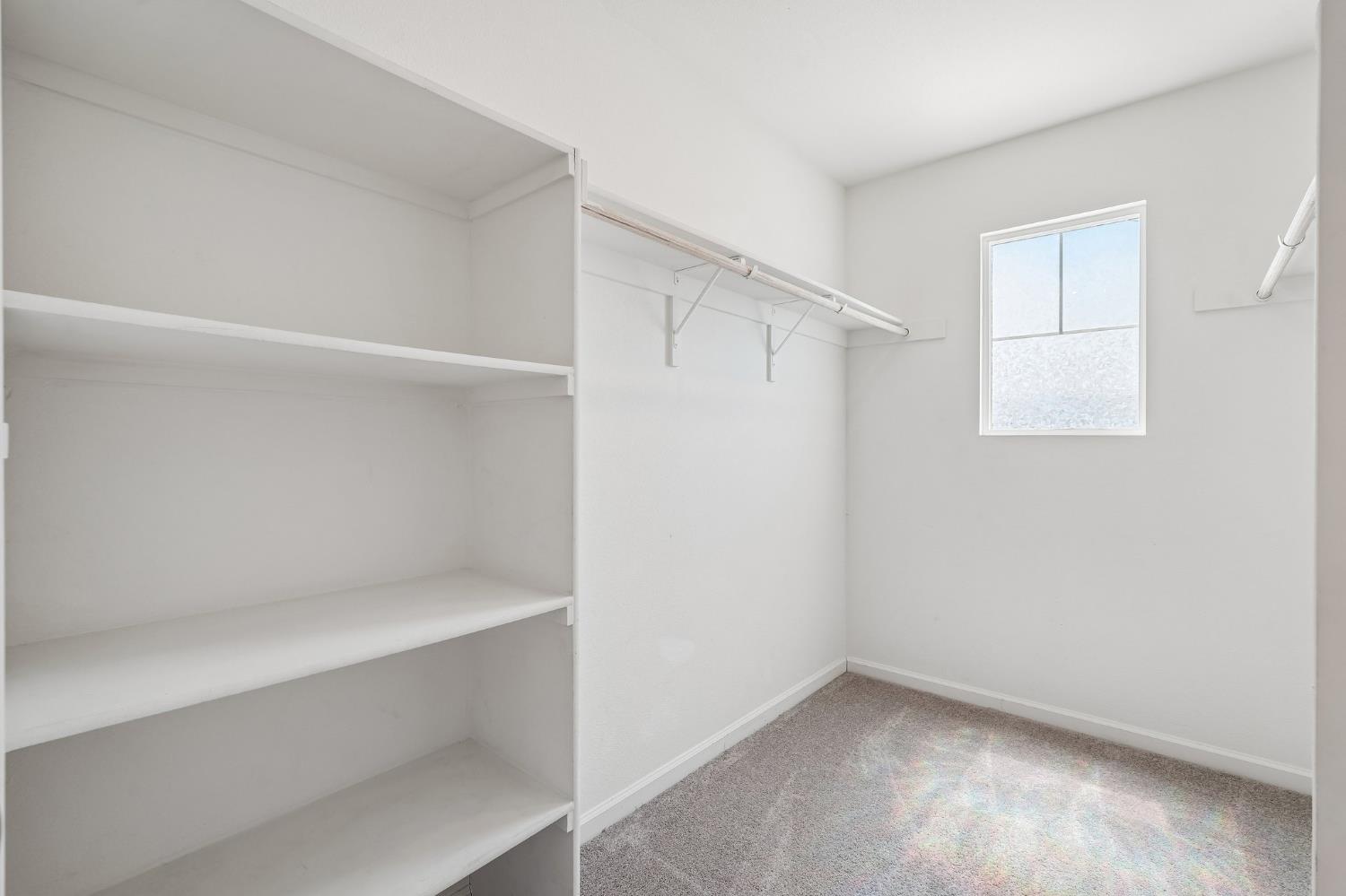 123 Traverso St, Manteca, CA 95336