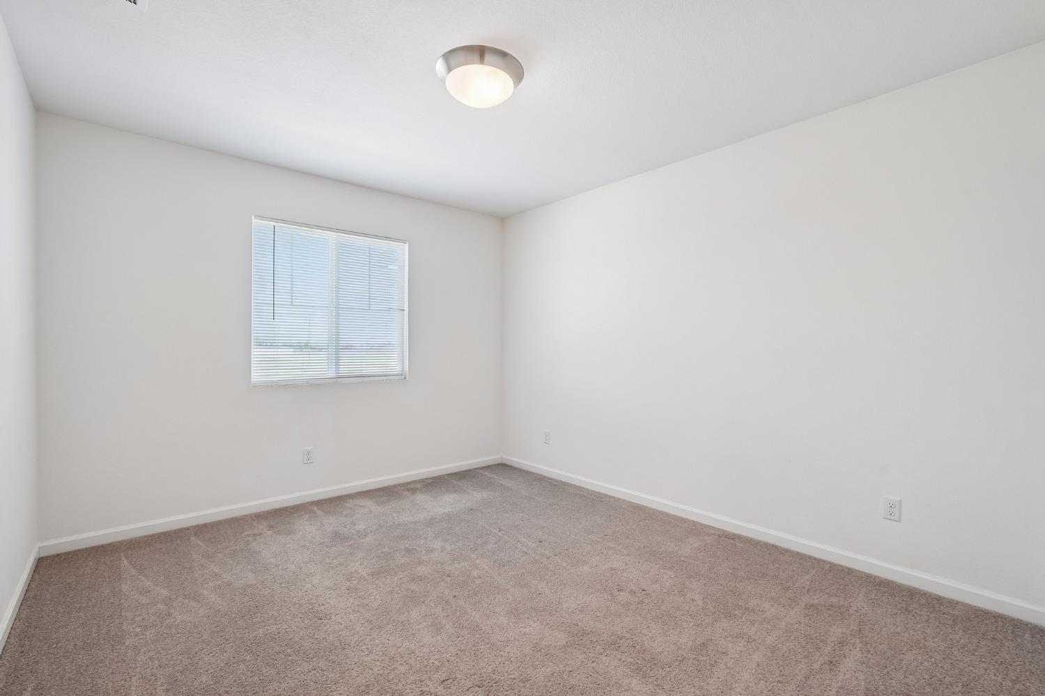 123 Traverso St, Manteca, CA 95336