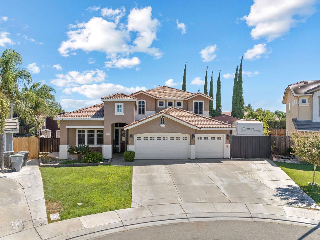 2749 Doubloon St, Riverbank, CA 95367