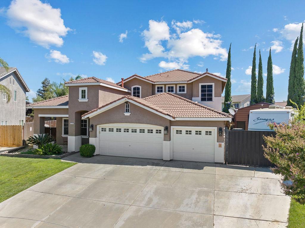 2749 Doubloon St, Riverbank, CA 95367