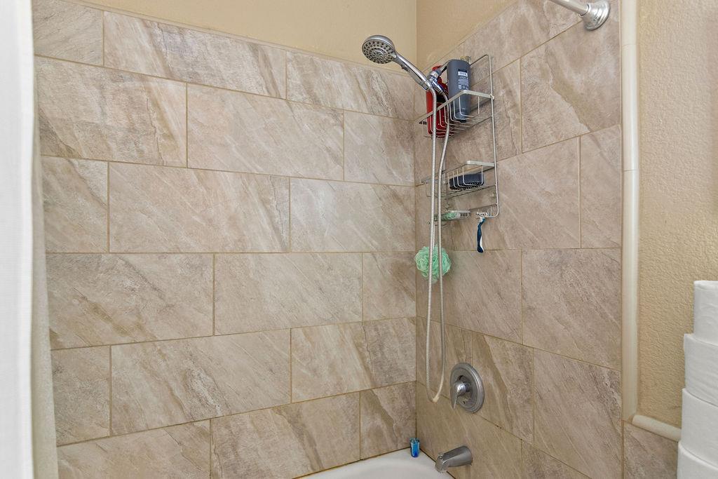 2749 Doubloon St, Riverbank, CA 95367