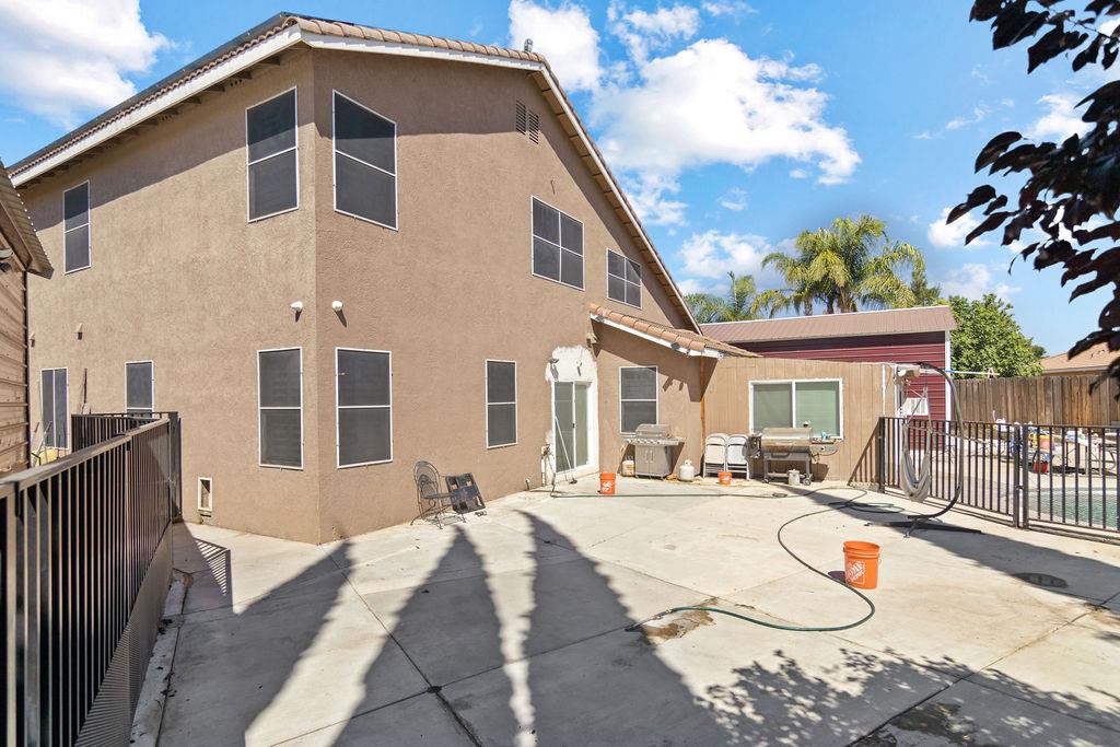 2749 Doubloon St, Riverbank, CA 95367