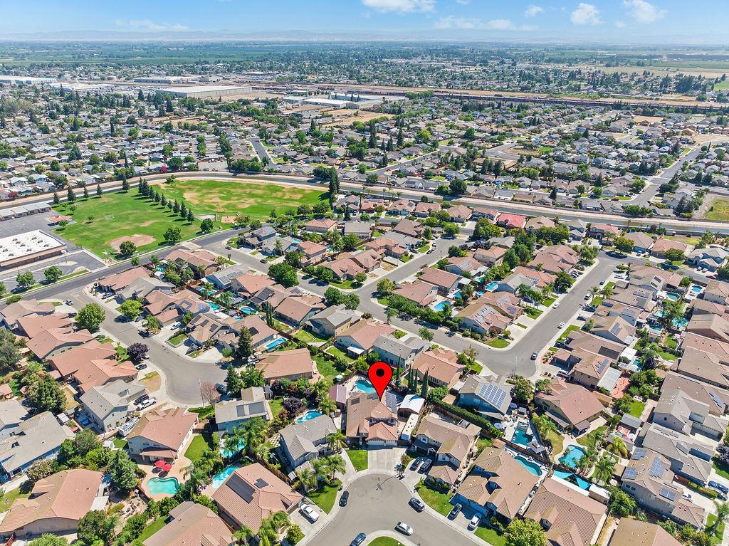 2749 Doubloon St, Riverbank, CA 95367
