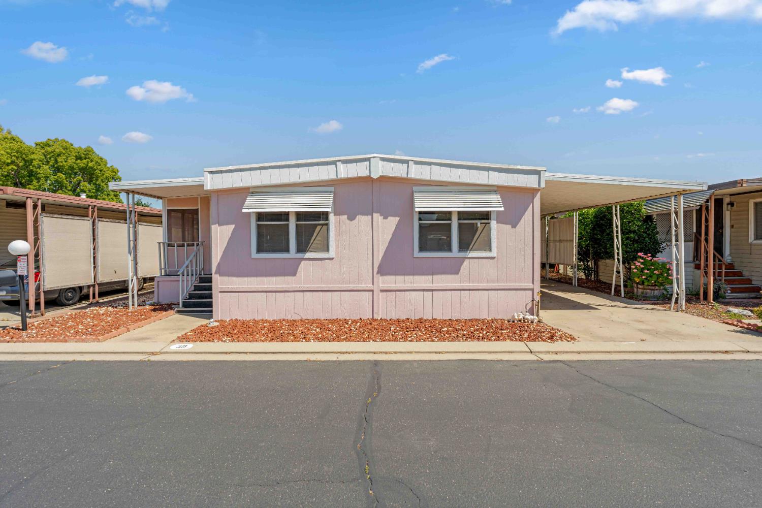 1200 S Carpenter Rd #38, Modesto, CA 95351