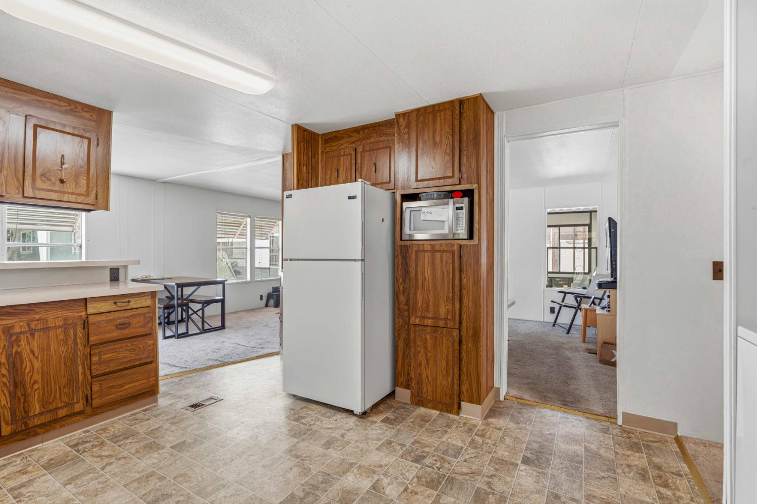 1200 S Carpenter Rd #38, Modesto, CA 95351