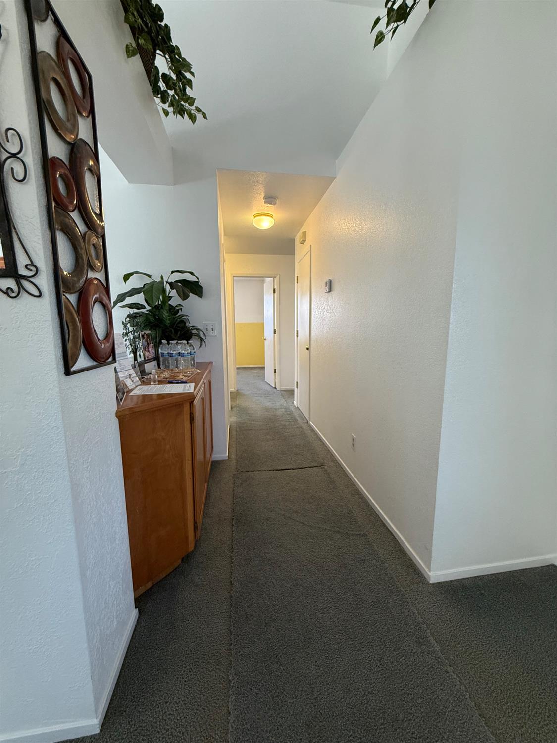 9873 Ferrel Ct, Delhi, CA 95315