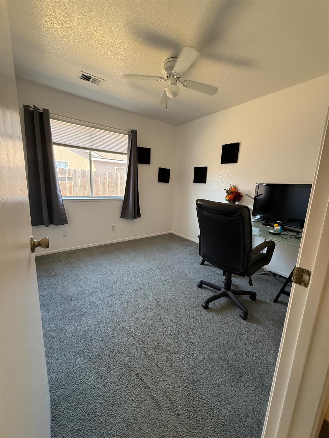9873 Ferrel Ct, Delhi, CA 95315