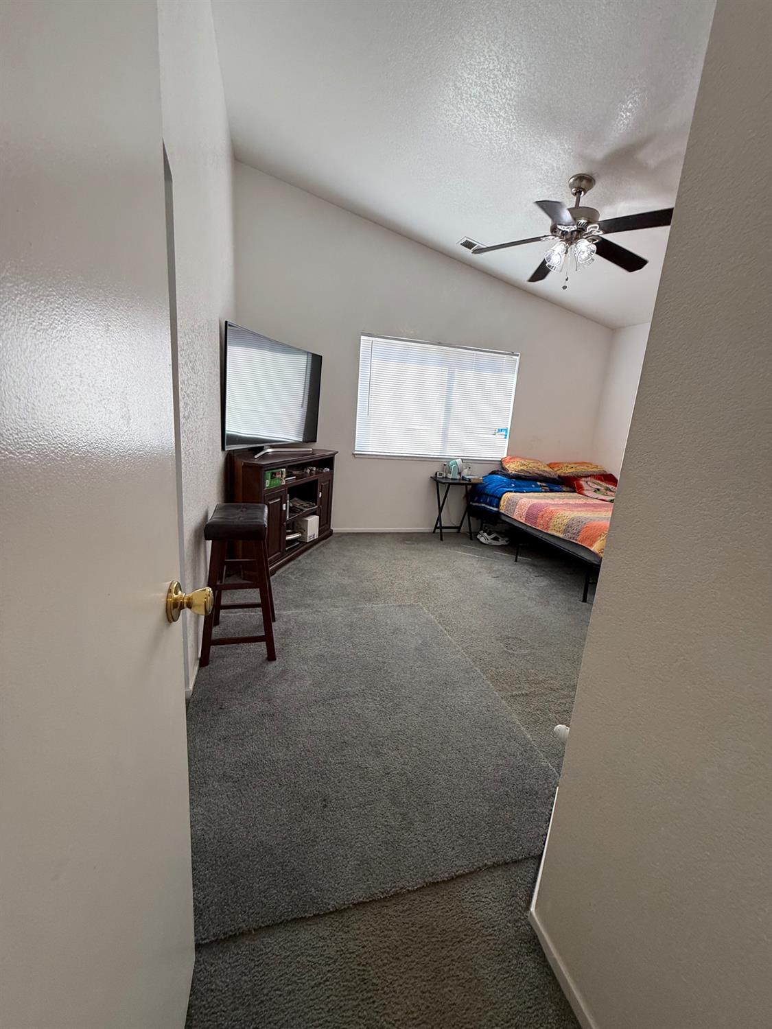 9873 Ferrel Ct, Delhi, CA 95315