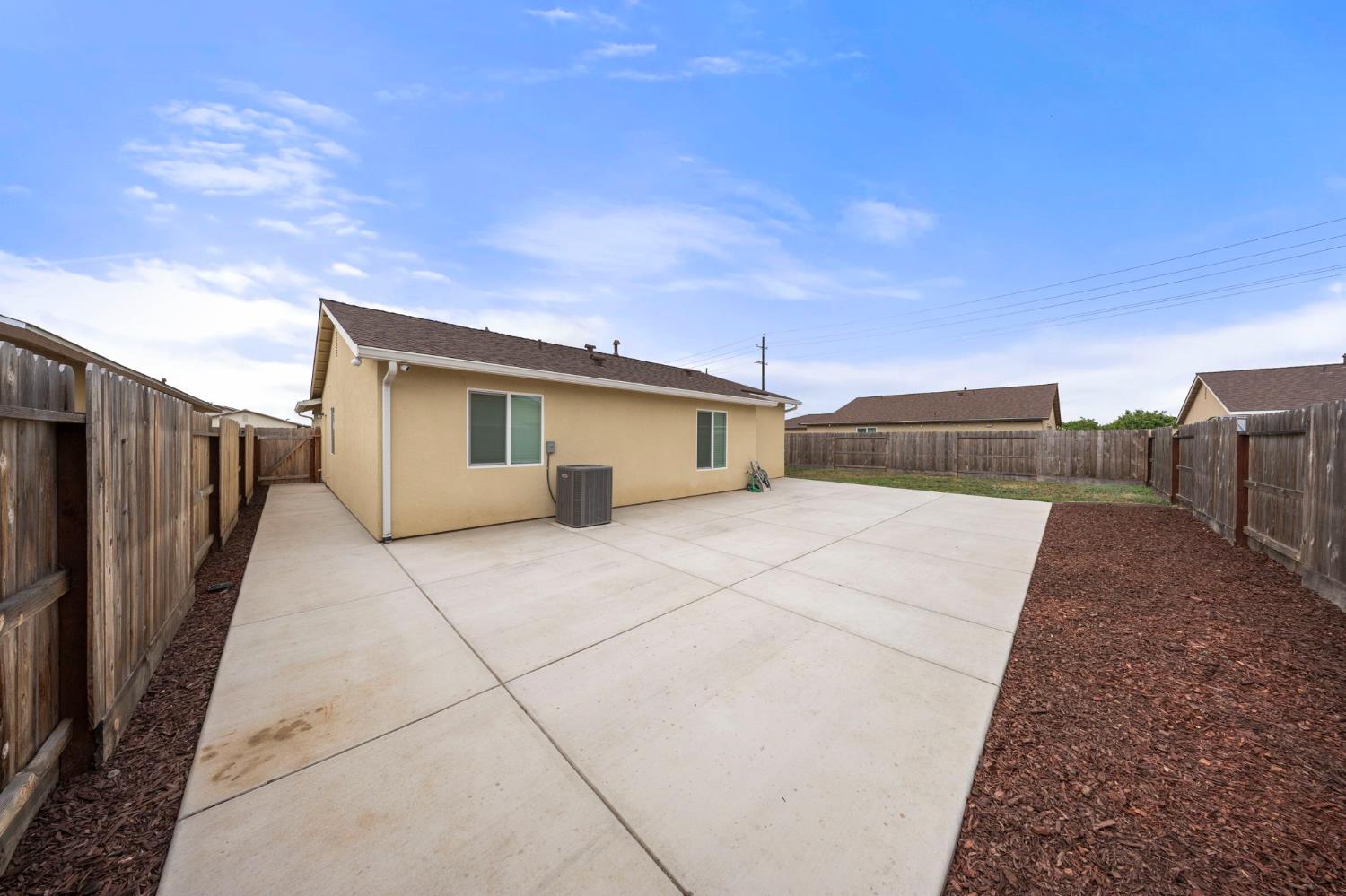785 Dean Ct, Merced, CA 95341