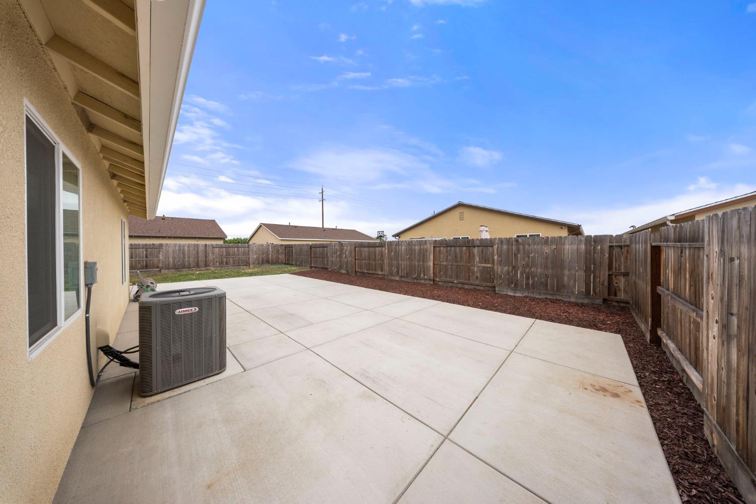 785 Dean Ct, Merced, CA 95341