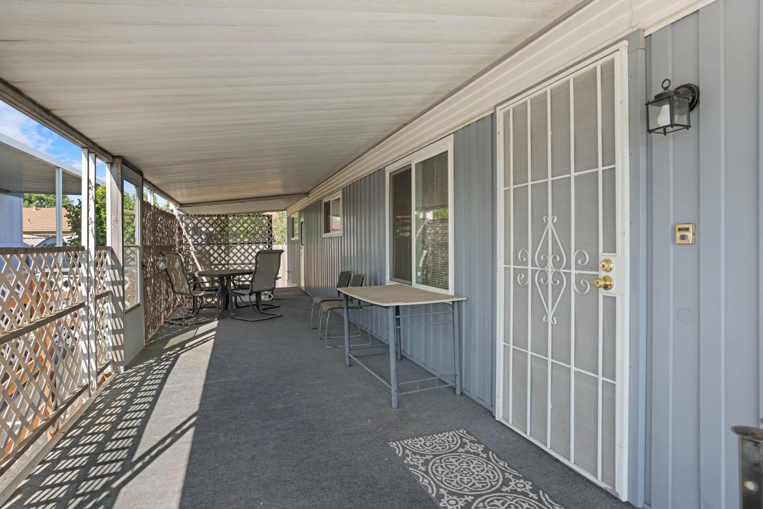 2505 Jackson Ave, Escalon, CA 95320