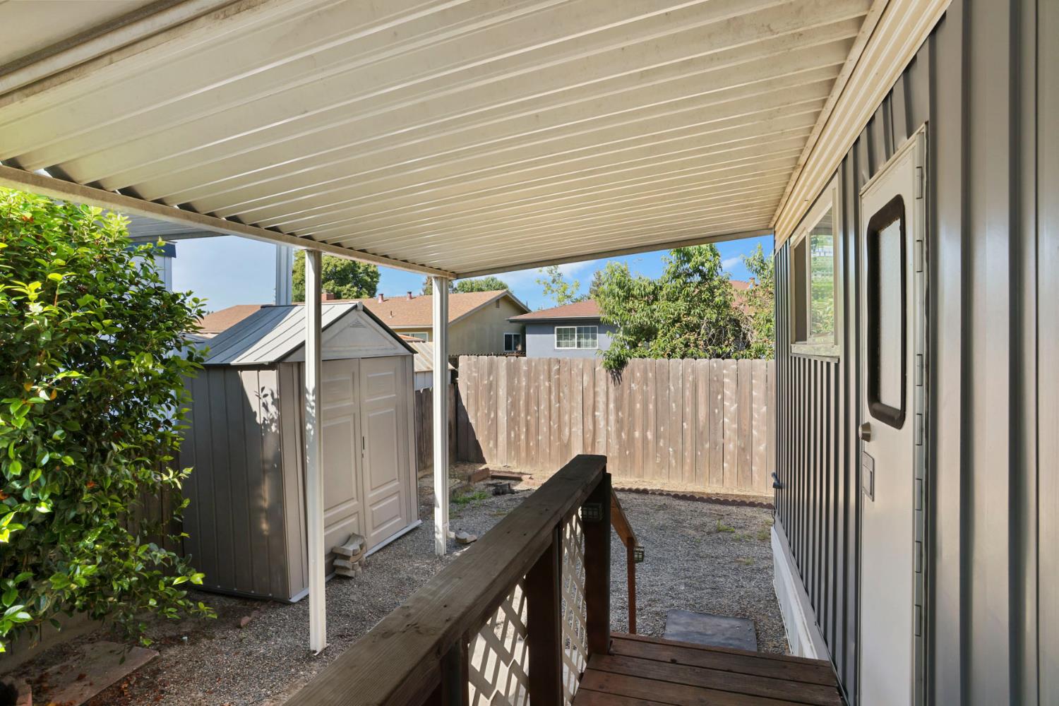 2505 Jackson Ave, Escalon, CA 95320