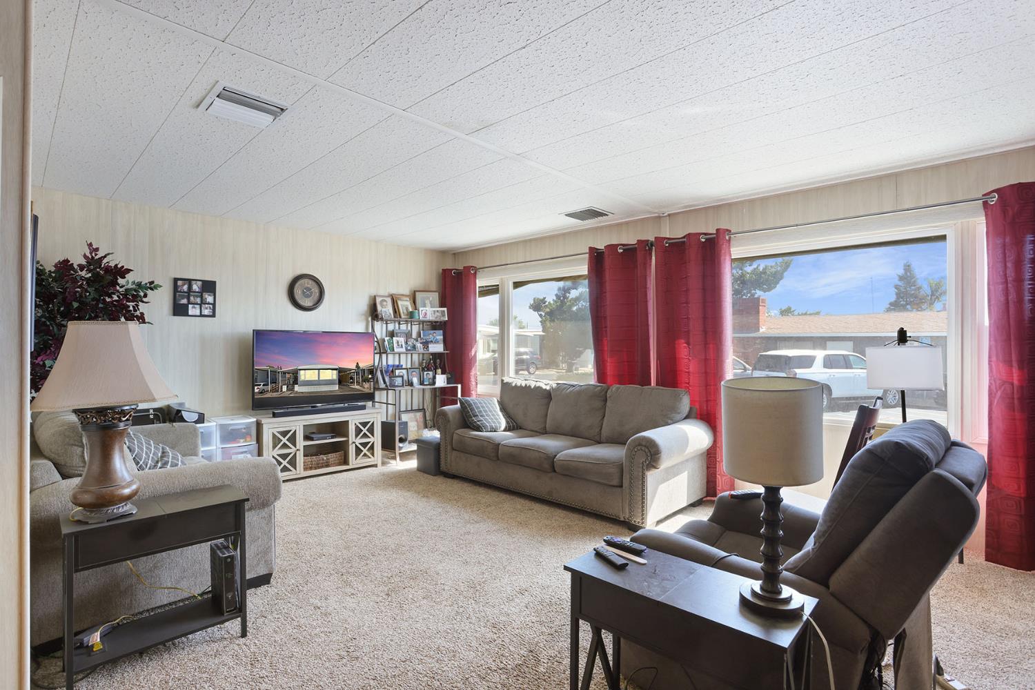 2505 Jackson Ave, Escalon, CA 95320
