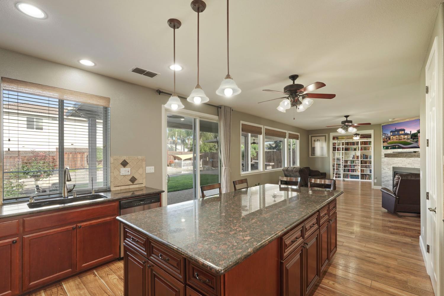1470 Palazzo Way, Manteca, CA 95337