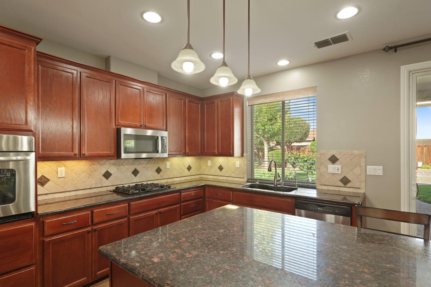 1470 Palazzo Way, Manteca, CA 95337