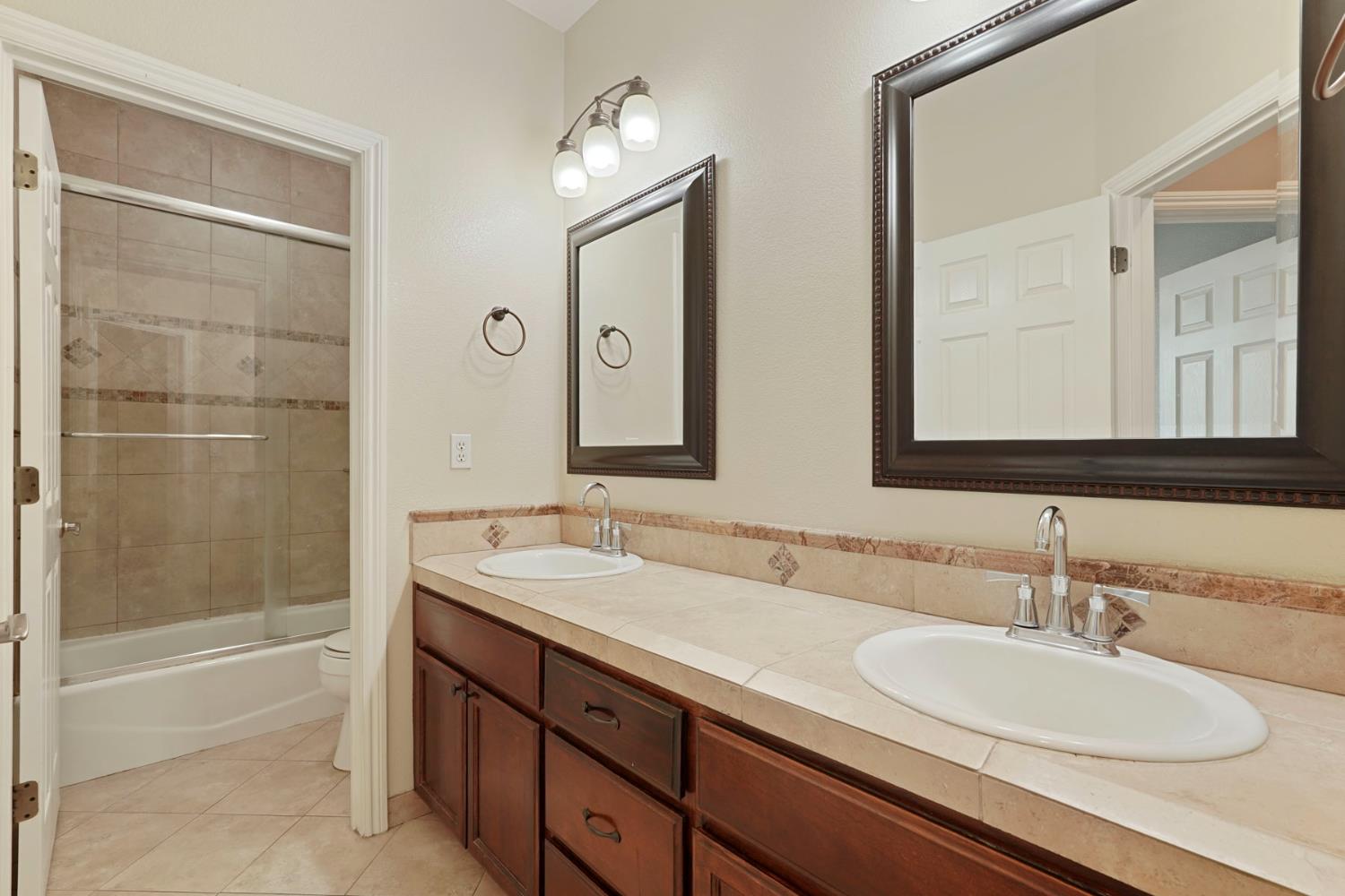 1470 Palazzo Way, Manteca, CA 95337