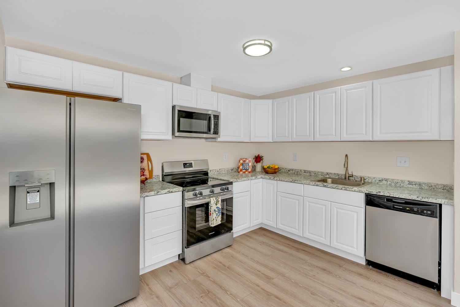 Open Photo
