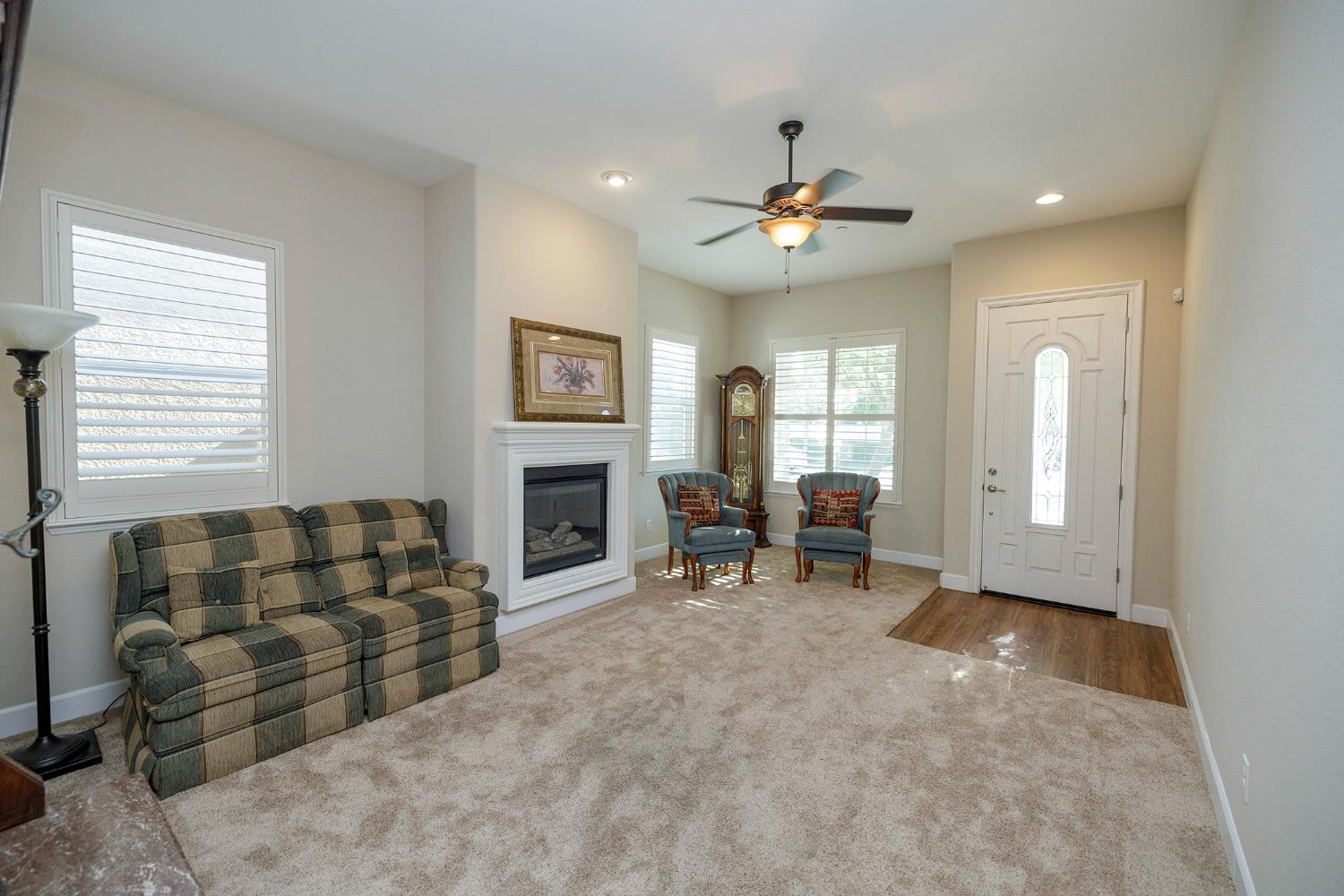 2471 Sea Lion Way, Turlock, CA 95380