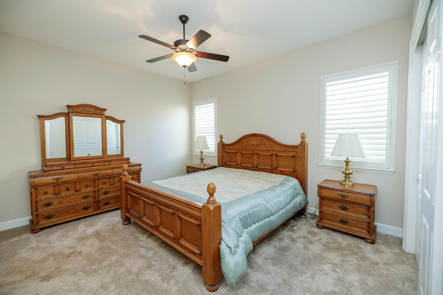 2471 Sea Lion Way, Turlock, CA 95380
