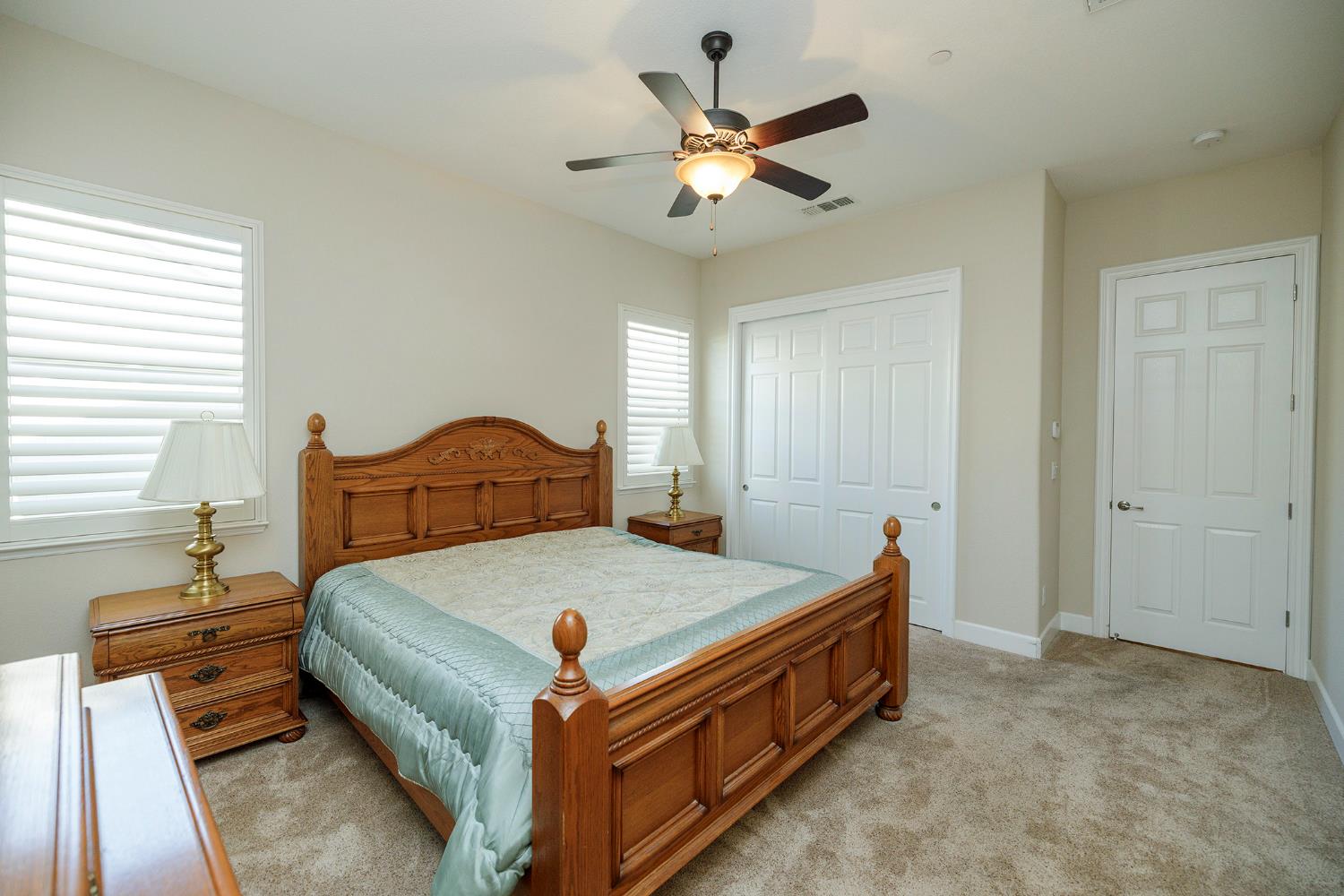 2471 Sea Lion Way, Turlock, CA 95380