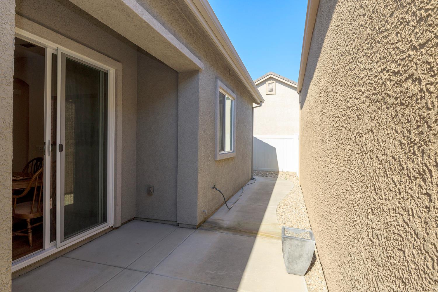 2471 Sea Lion Way, Turlock, CA 95380