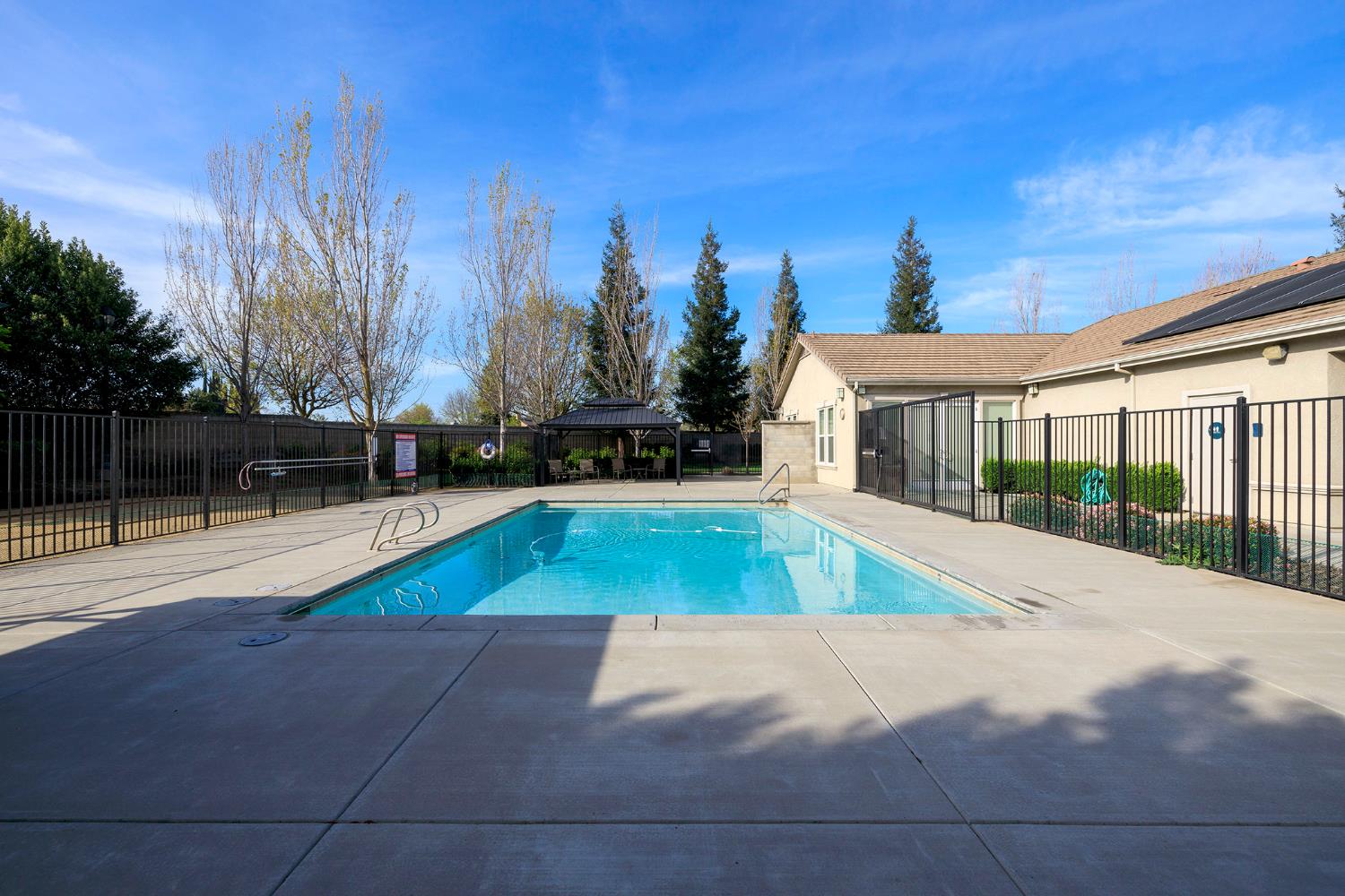 2471 Sea Lion Way, Turlock, CA 95380