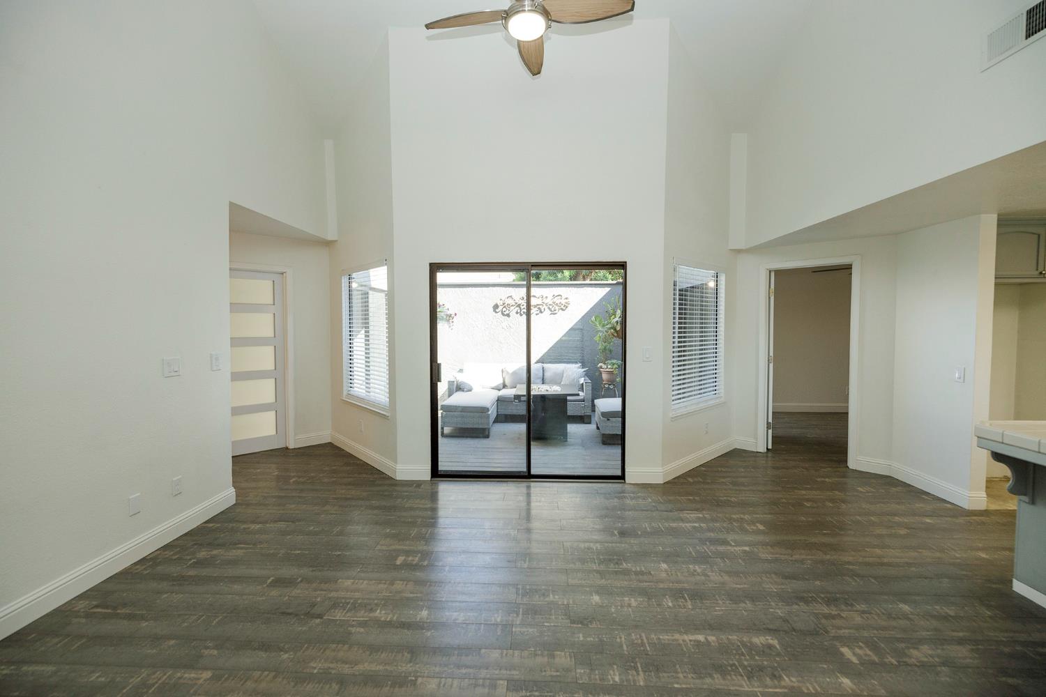 2325 Manor Oak Dr, Modesto, CA 95355