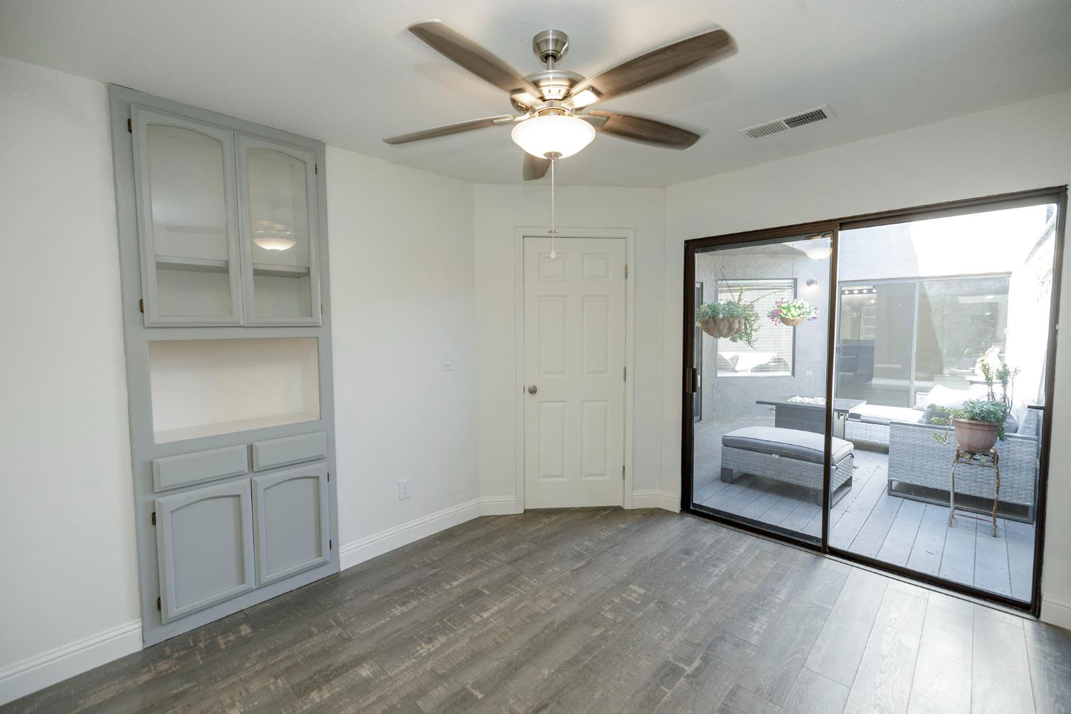 2325 Manor Oak Dr, Modesto, CA 95355