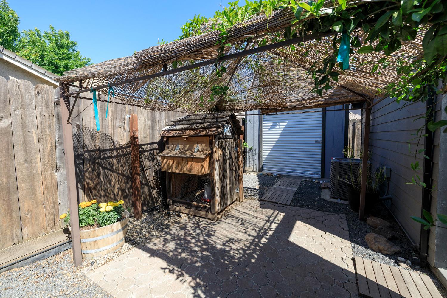 2325 Manor Oak Dr, Modesto, CA 95355