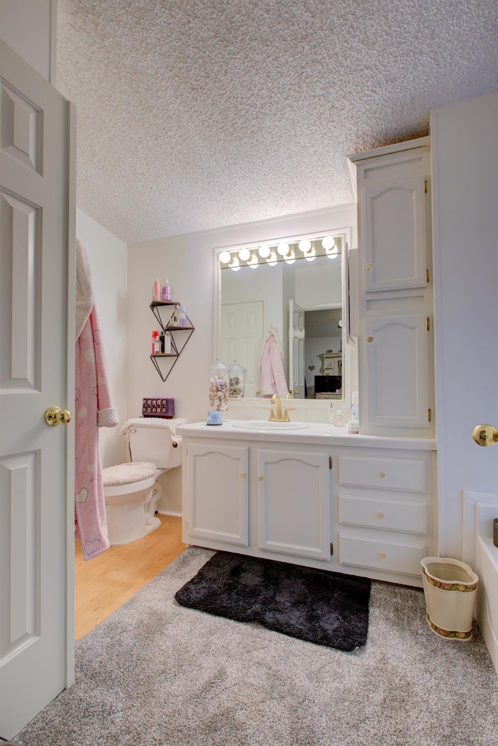 500 Tully #64, Turlock, CA 95380