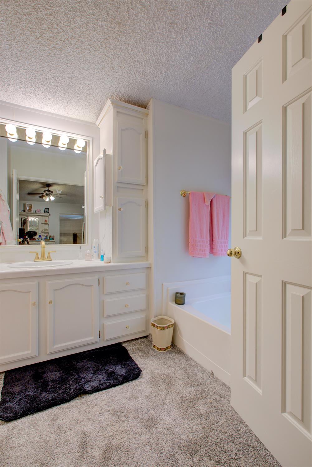 500 Tully #64, Turlock, CA 95380