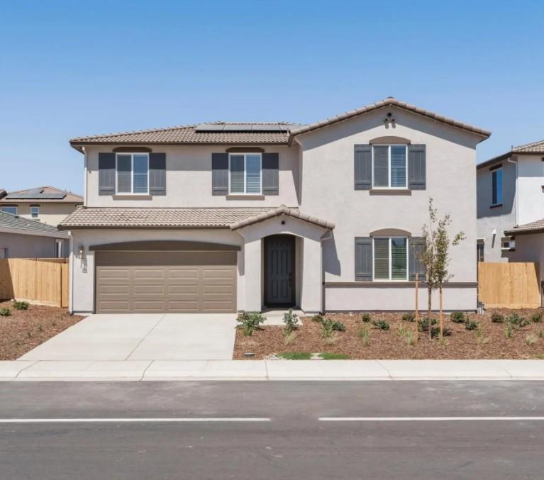 2261 Hewins St, Manteca, CA 95337